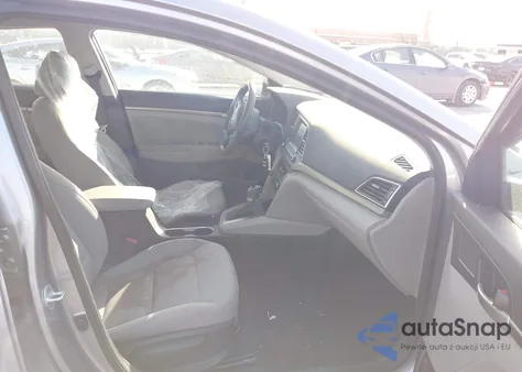 2017 Hyundai Elantra Se z USA, uszkodzony, nr VIN 5NPD84LF2HH099548